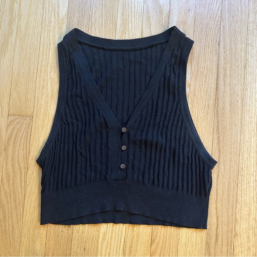 Cropped sweater vest